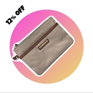 Tommy Hilfiger clutch
